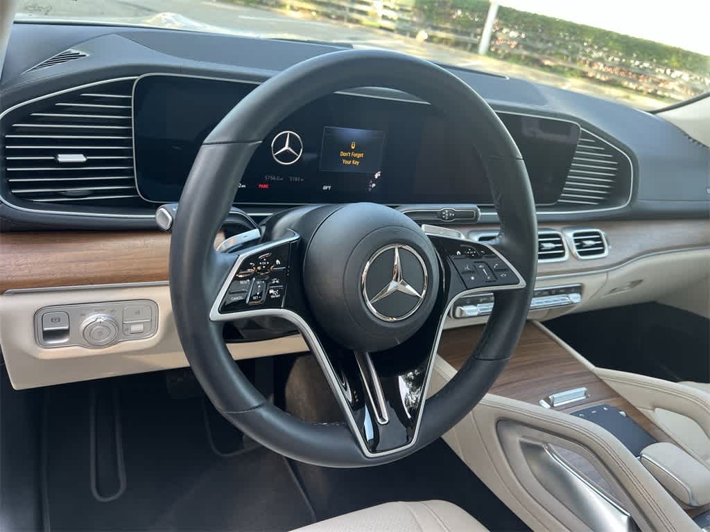 Thumbnail: 2025 Mercedes-Benz GLS - 23