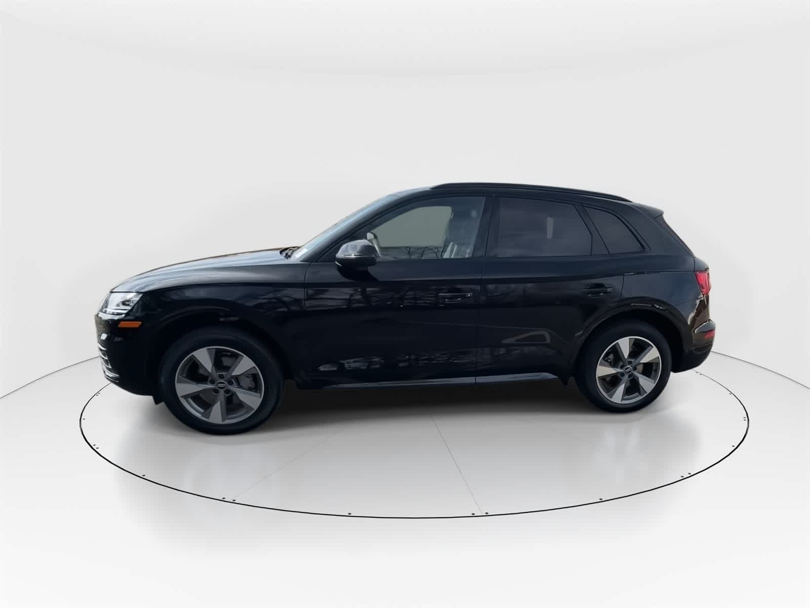 Thumbnail: 2020 Audi Q5 - 6