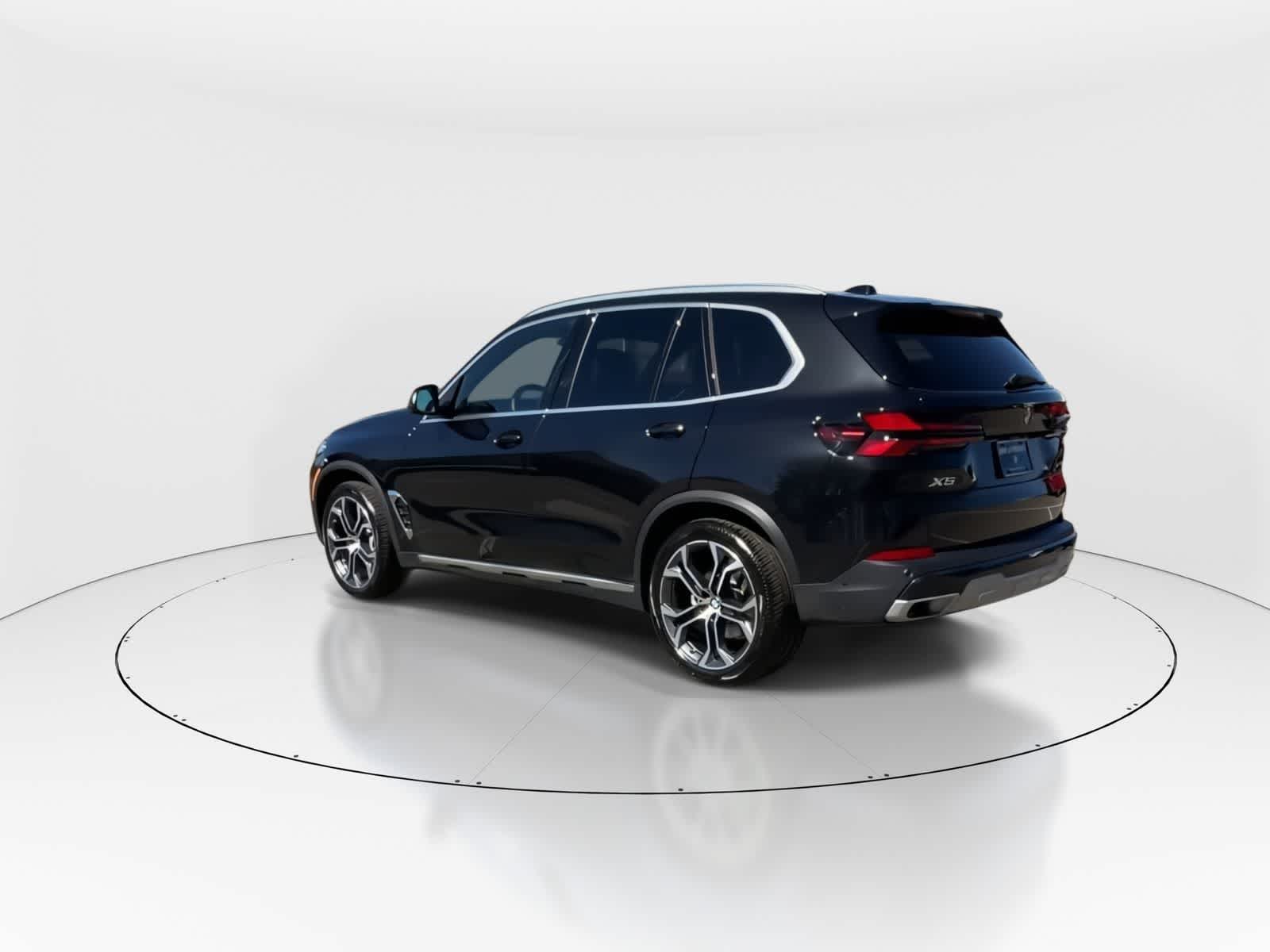 Thumbnail: 2026 BMW X5 - 2