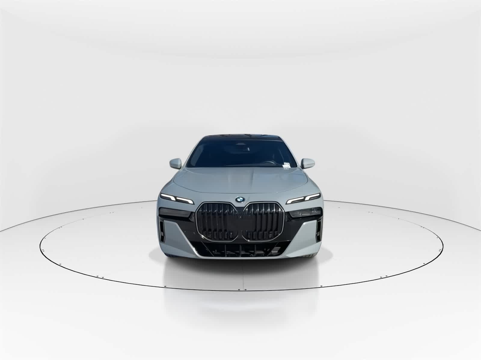 Thumbnail: 2023 BMW 7 Series - 4