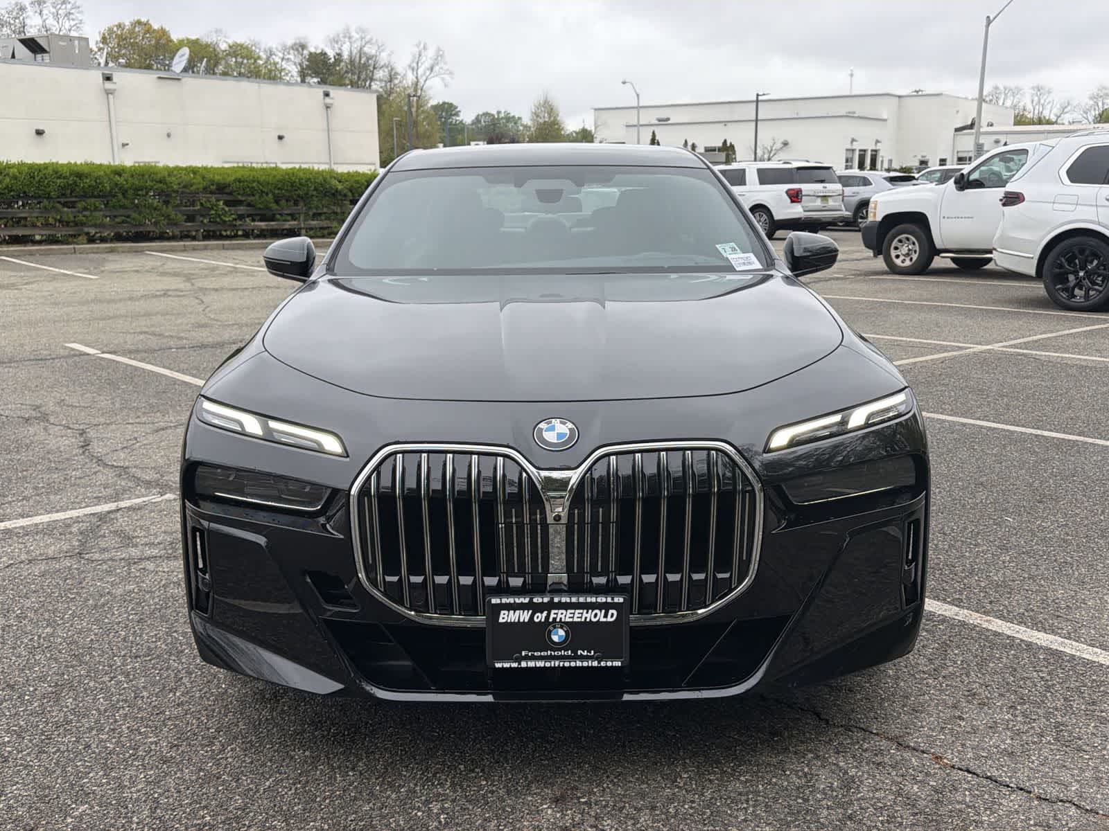 Thumbnail: 2023 BMW 7 Series - 14