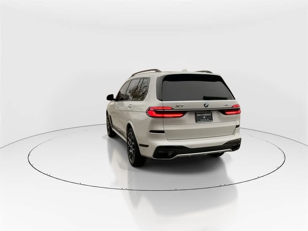 Thumbnail: 2024 BMW X7 - 8