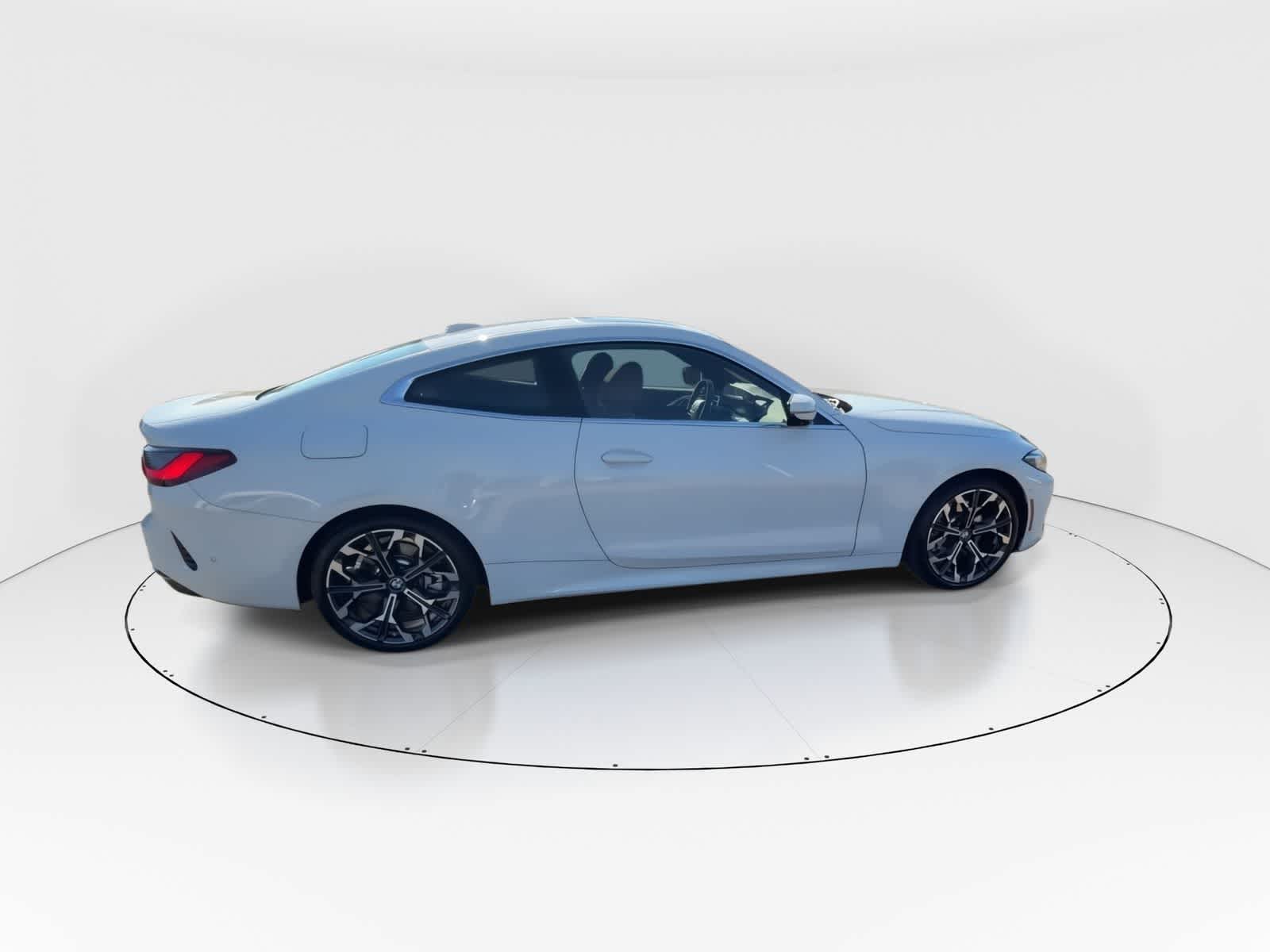 Thumbnail: 2025 BMW 4 Series - 2