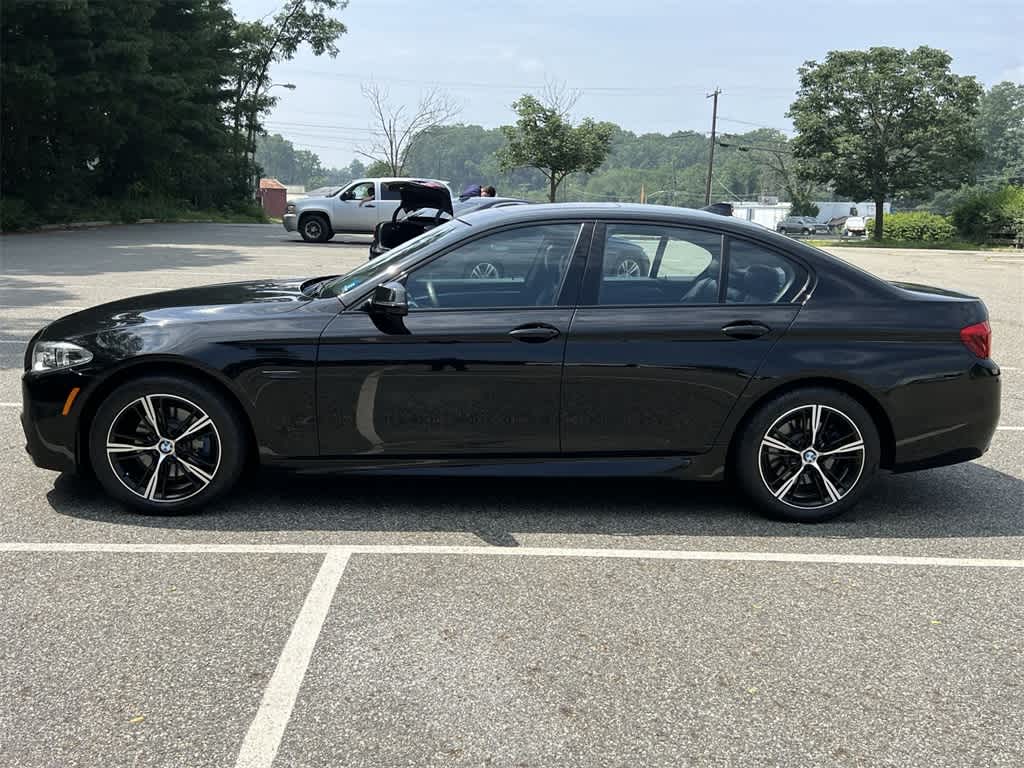 Thumbnail: 2016 BMW 5 Series - 11