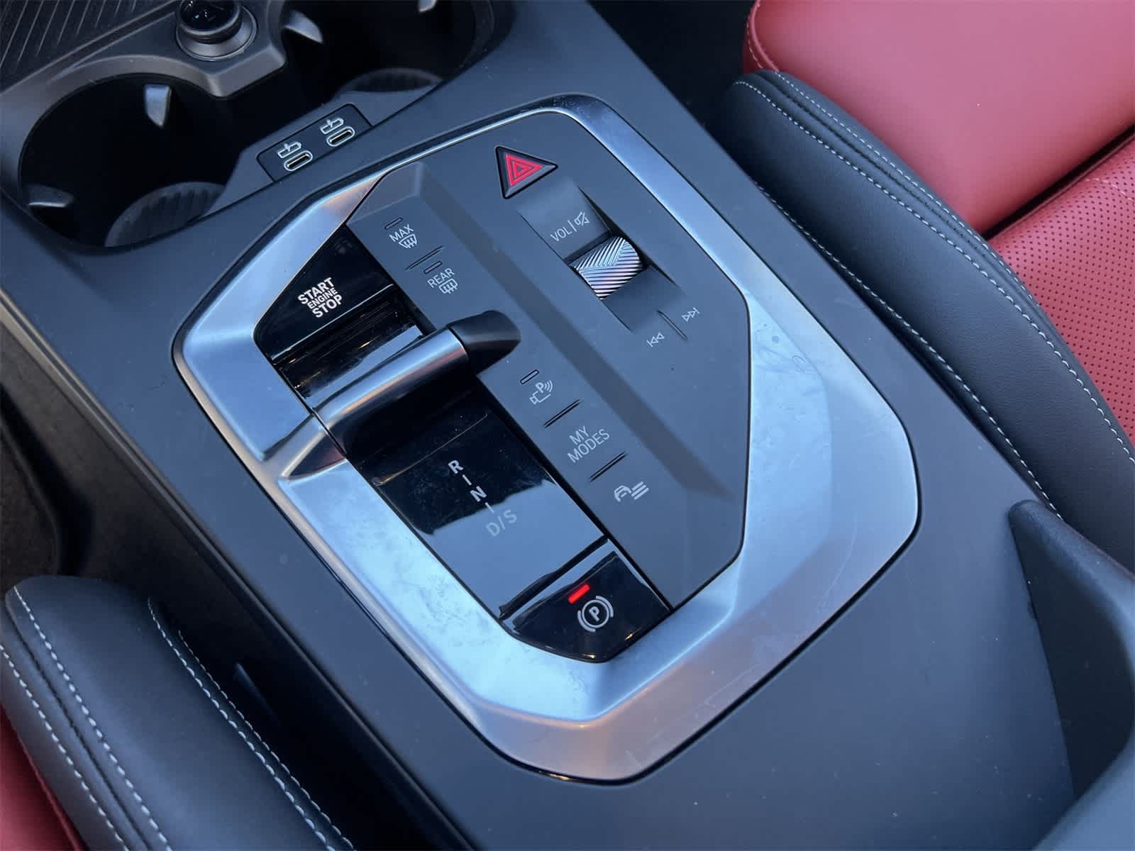 Thumbnail: 2025 BMW 2 Series - 25