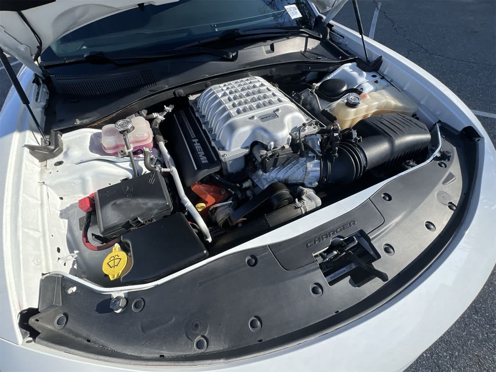 Thumbnail: 2016 Dodge Charger - 17