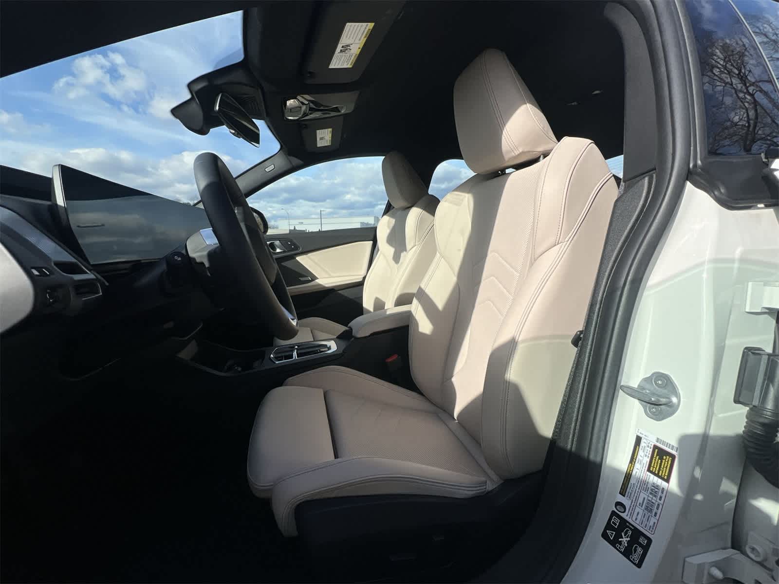 Thumbnail: 2025 BMW 2 Series - 19