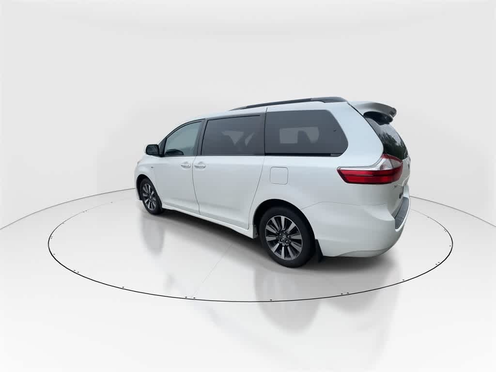 2019 Toyota Sienna XLE Premium 6