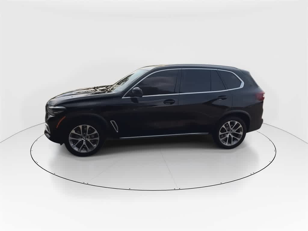 Thumbnail: 2021 BMW X5 - 5