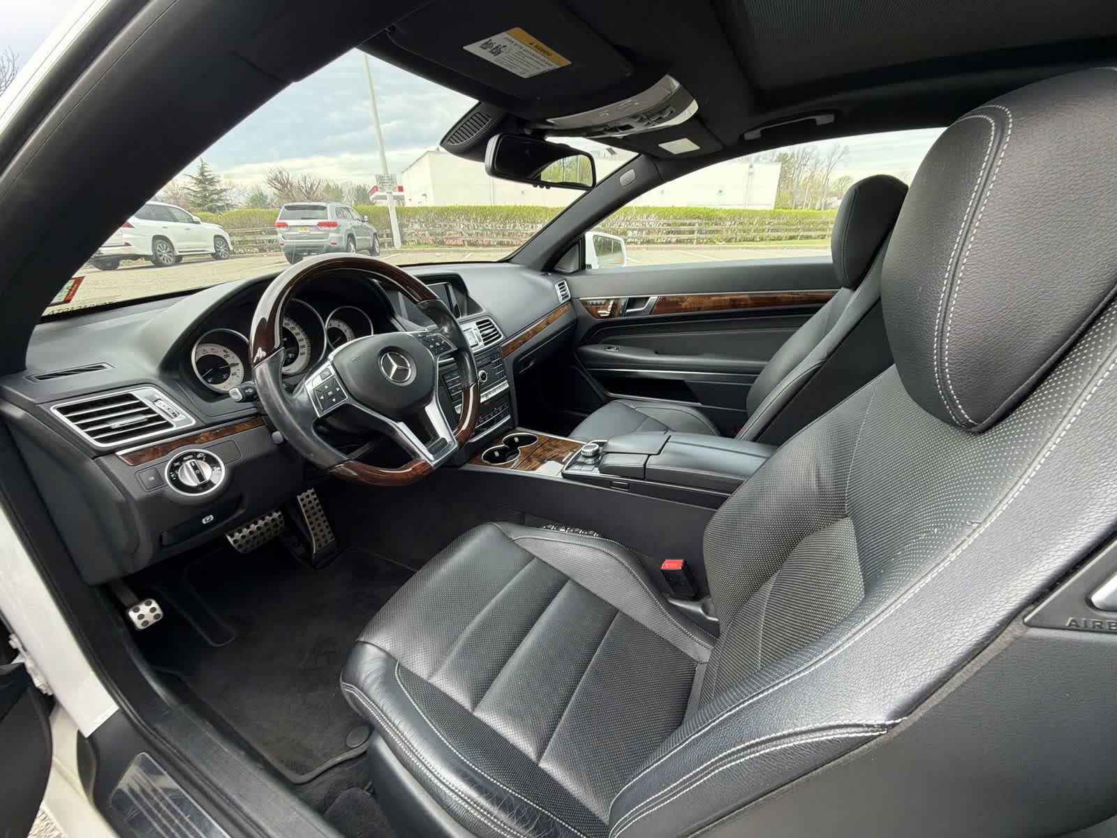 Thumbnail: 2016 Mercedes-Benz E-Class - 10