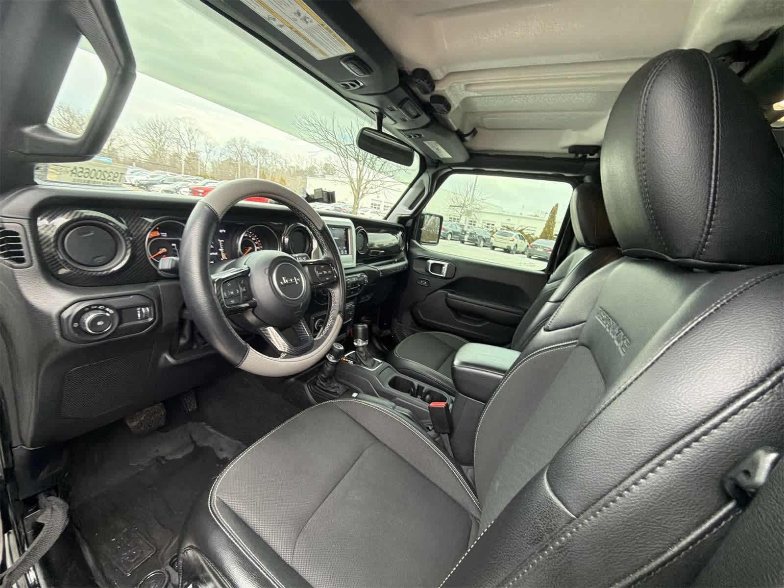 Thumbnail: 2023 Jeep Wrangler - 10