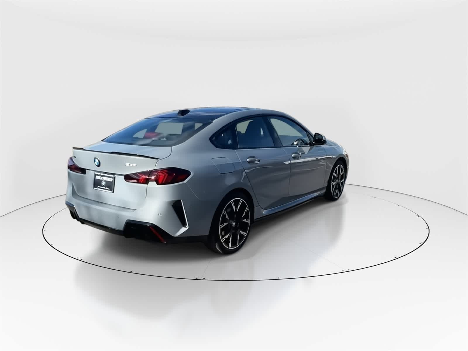 Thumbnail: 2025 BMW 2 Series - 9