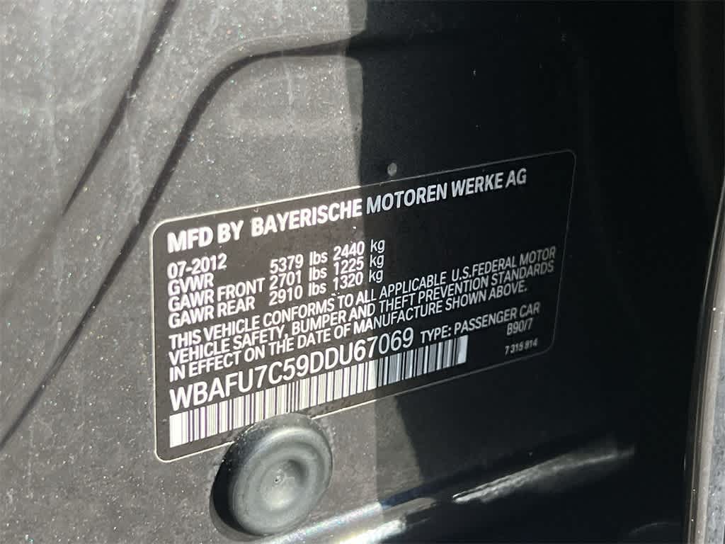 Thumbnail: 2013 BMW 5 Series - 29