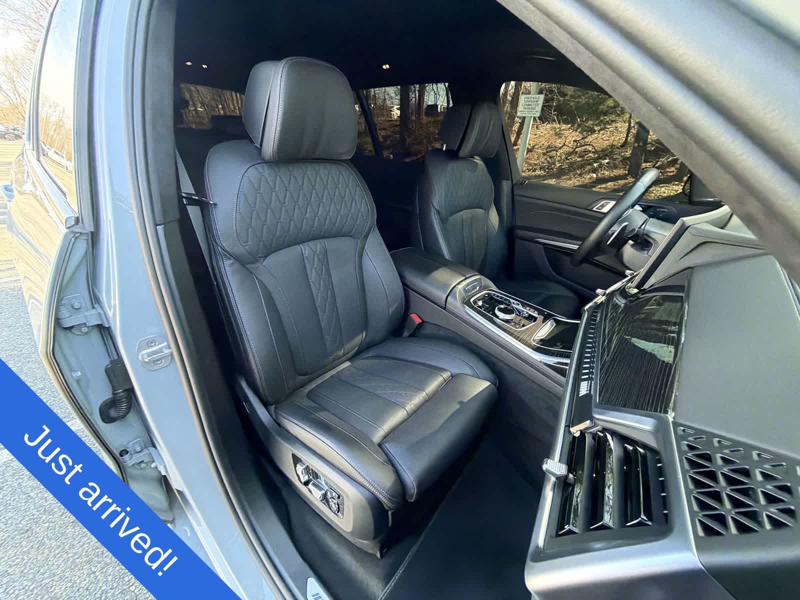 Thumbnail: 2025 BMW X7 - 22