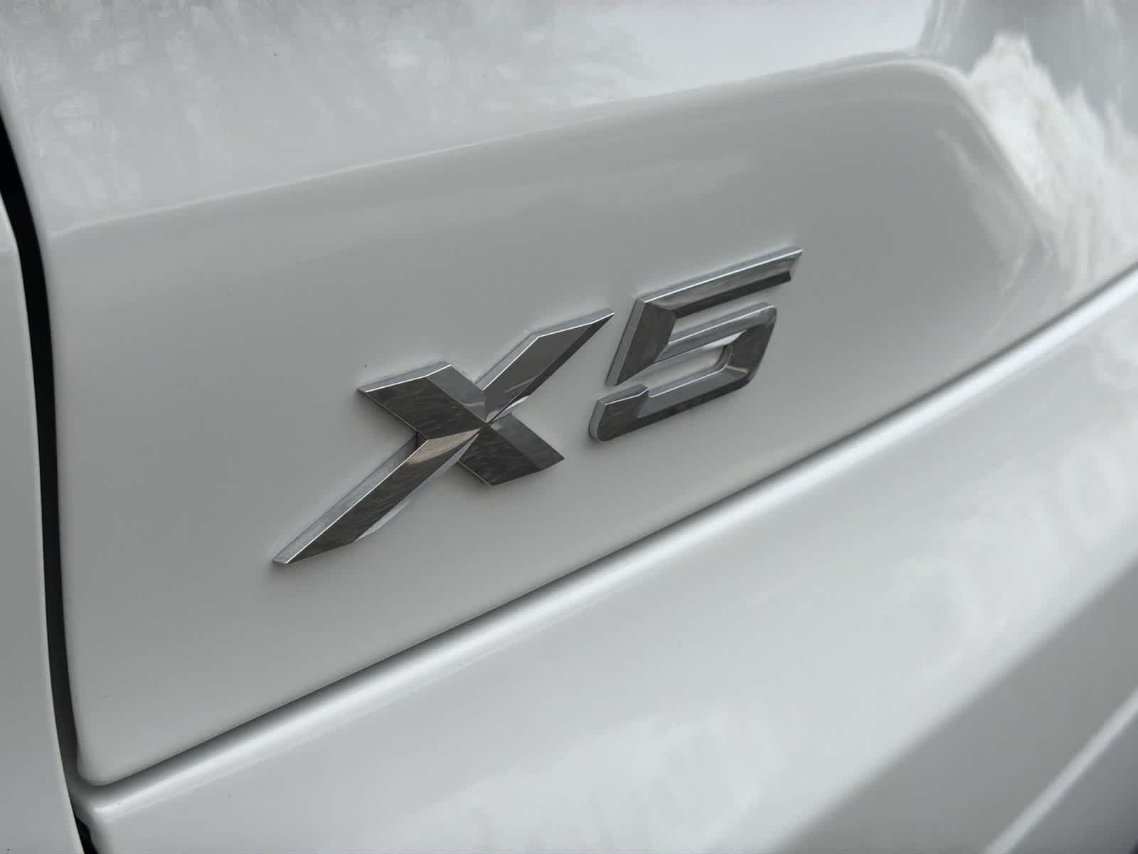 Thumbnail: 2026 BMW X5 - 15
