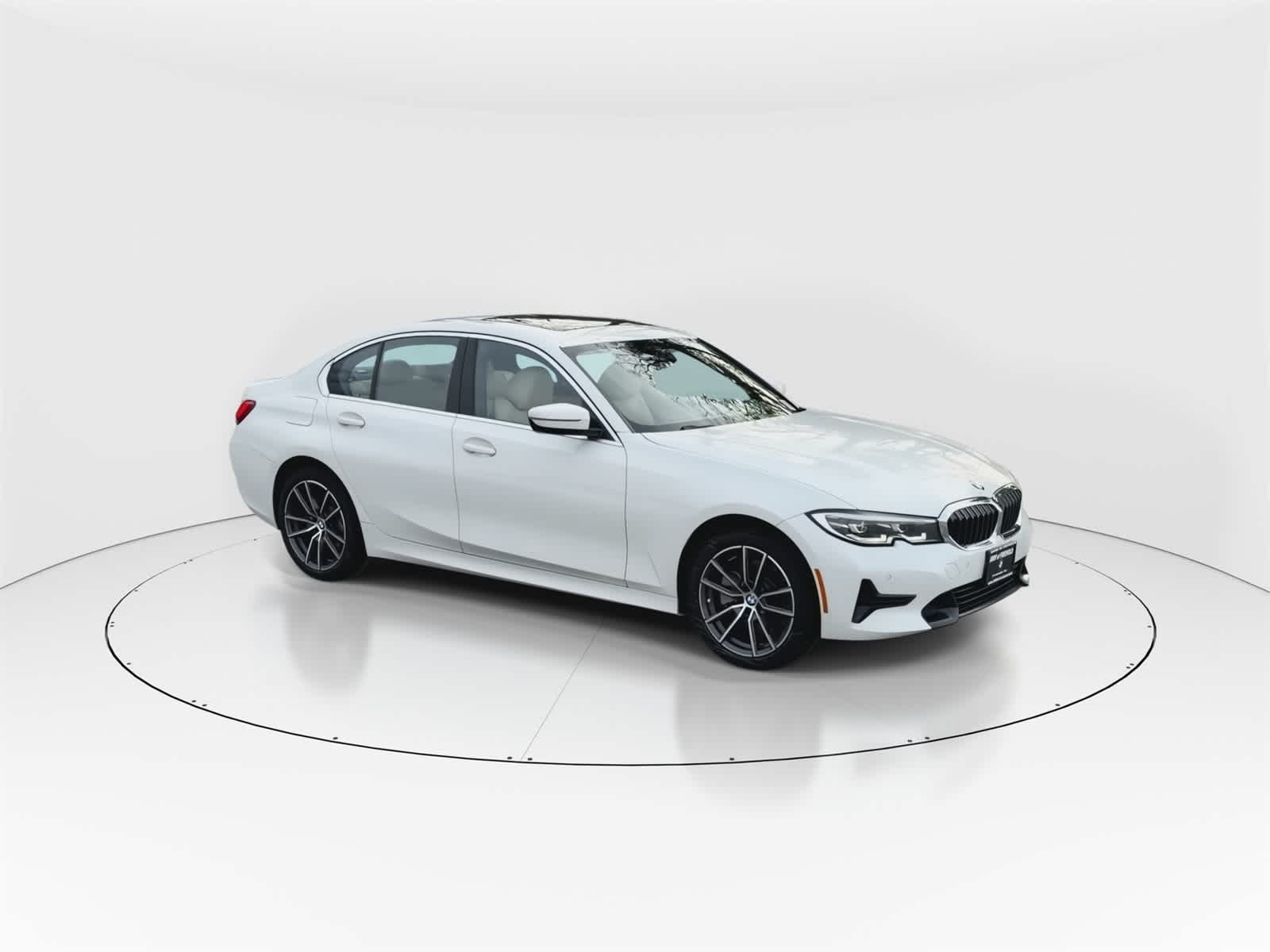 Thumbnail: 2020 BMW 3 Series - 3