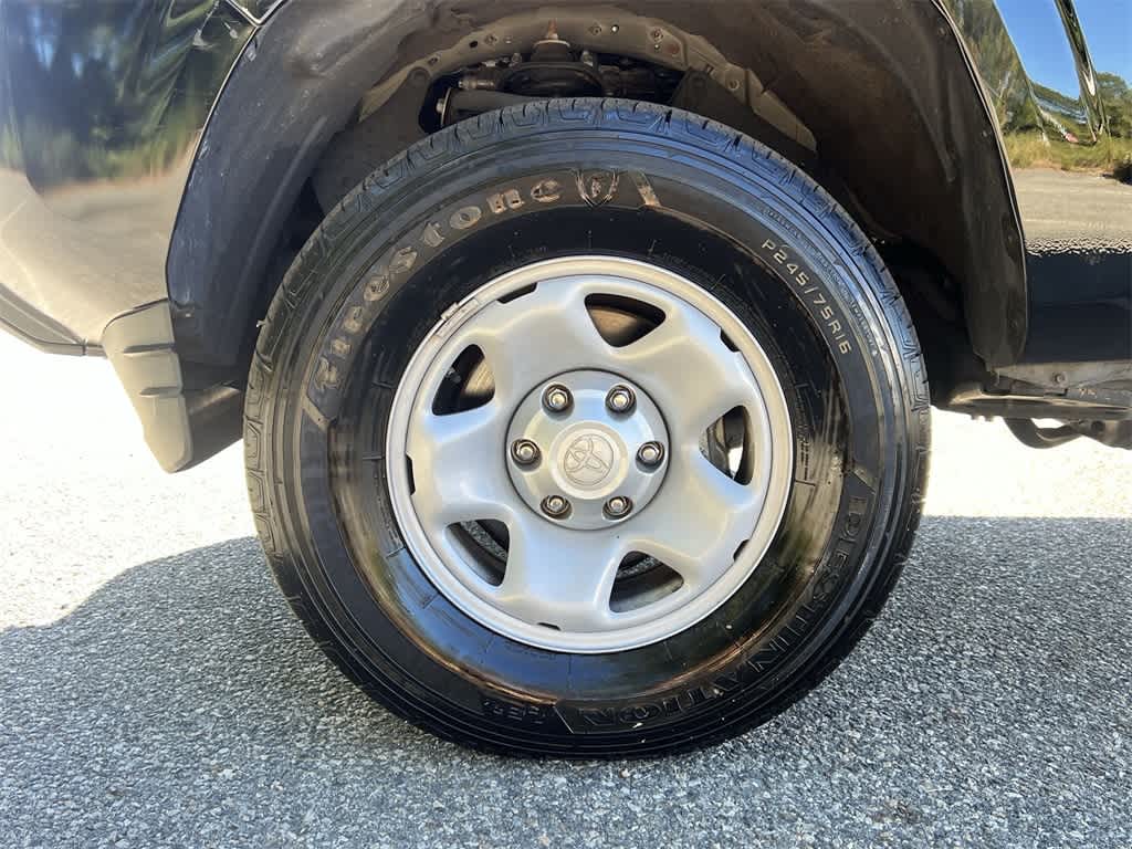 Thumbnail: 2023 Toyota Tacoma - 16