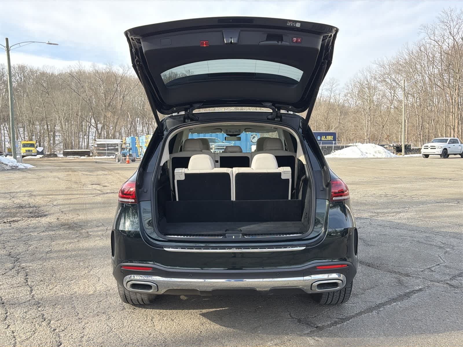 Thumbnail: 2023 Mercedes-Benz GLE - 27