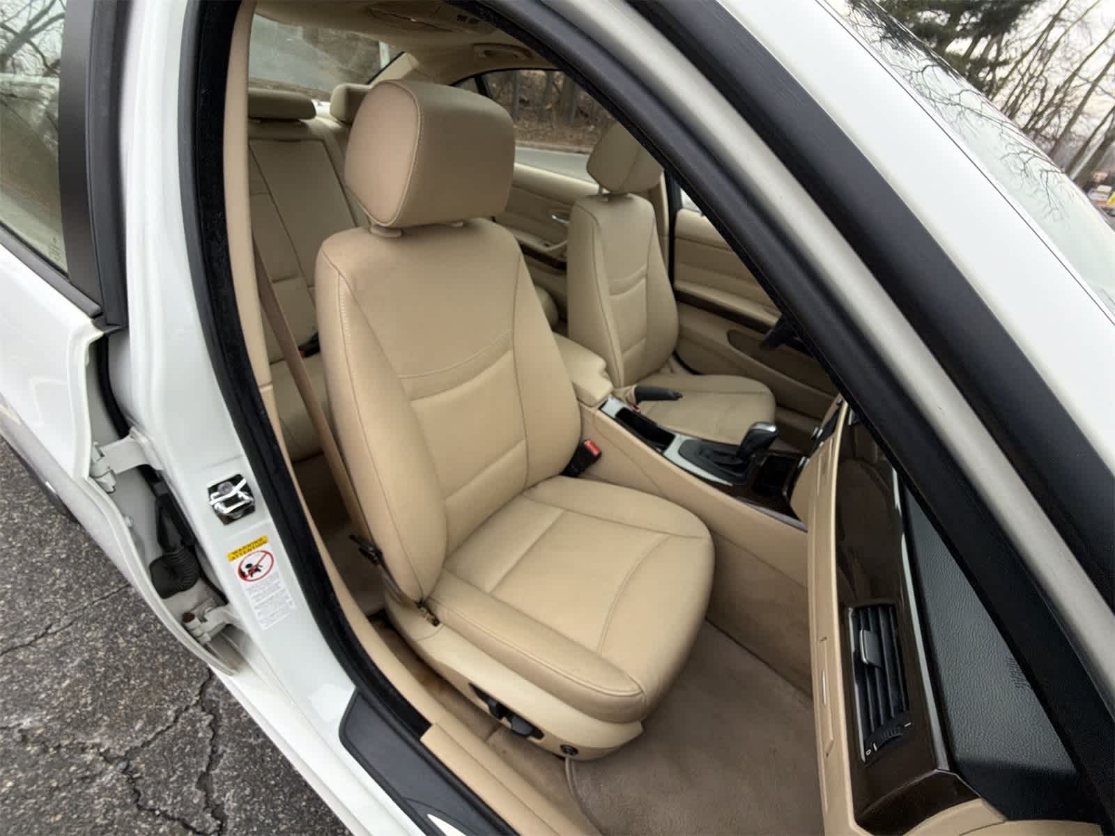 Thumbnail: 2009 BMW 3 Series - 22