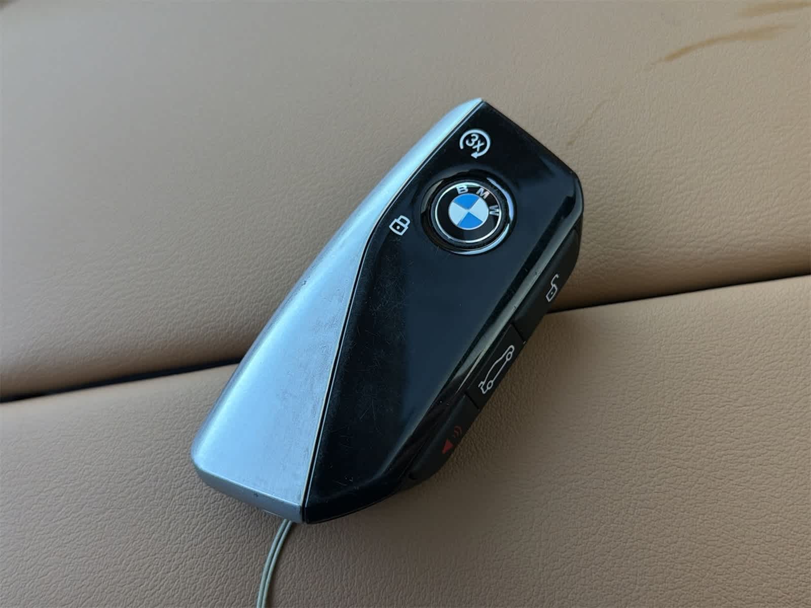 Thumbnail: 2026 BMW X7 - 28