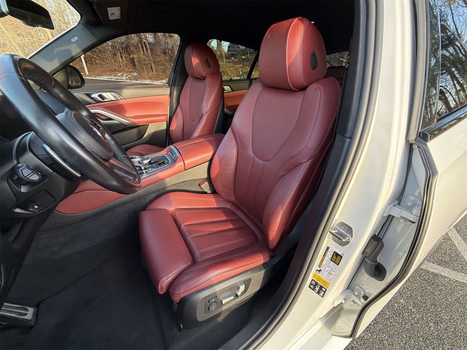 Thumbnail: 2022 BMW X6 - 19