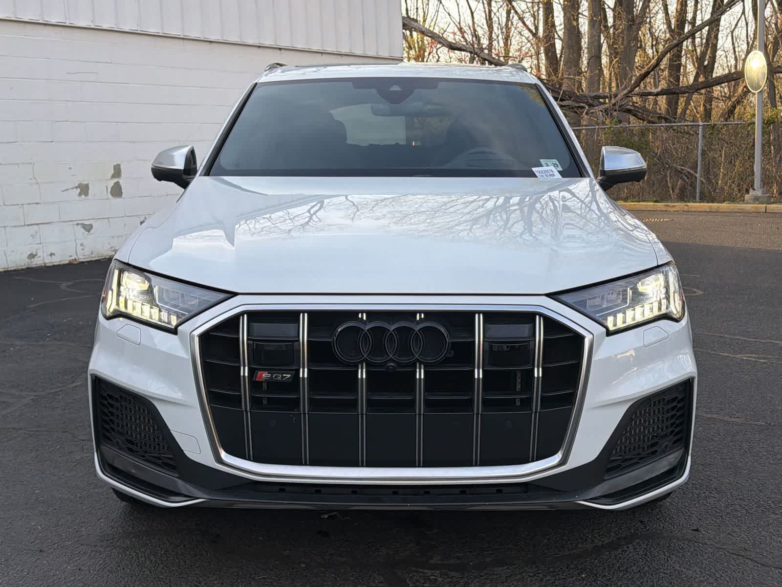 Thumbnail: 2024 Audi SQ7 - 14