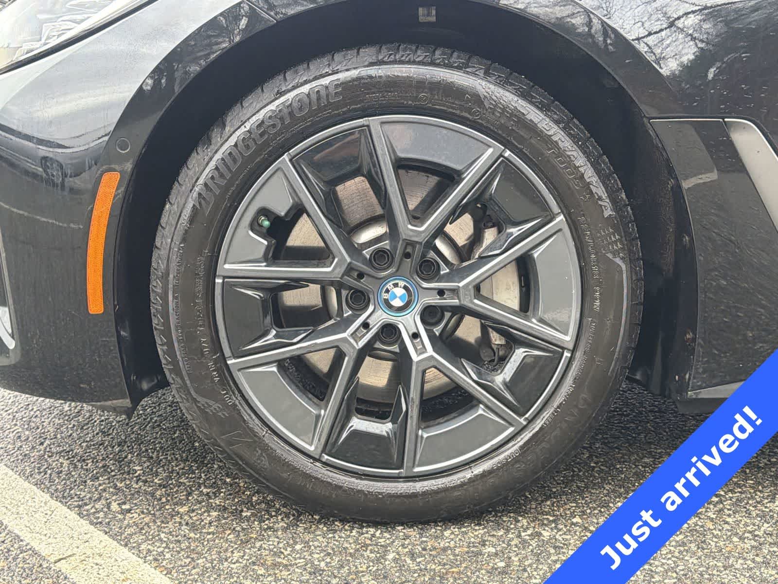 Thumbnail: 2023 BMW i4 - 16