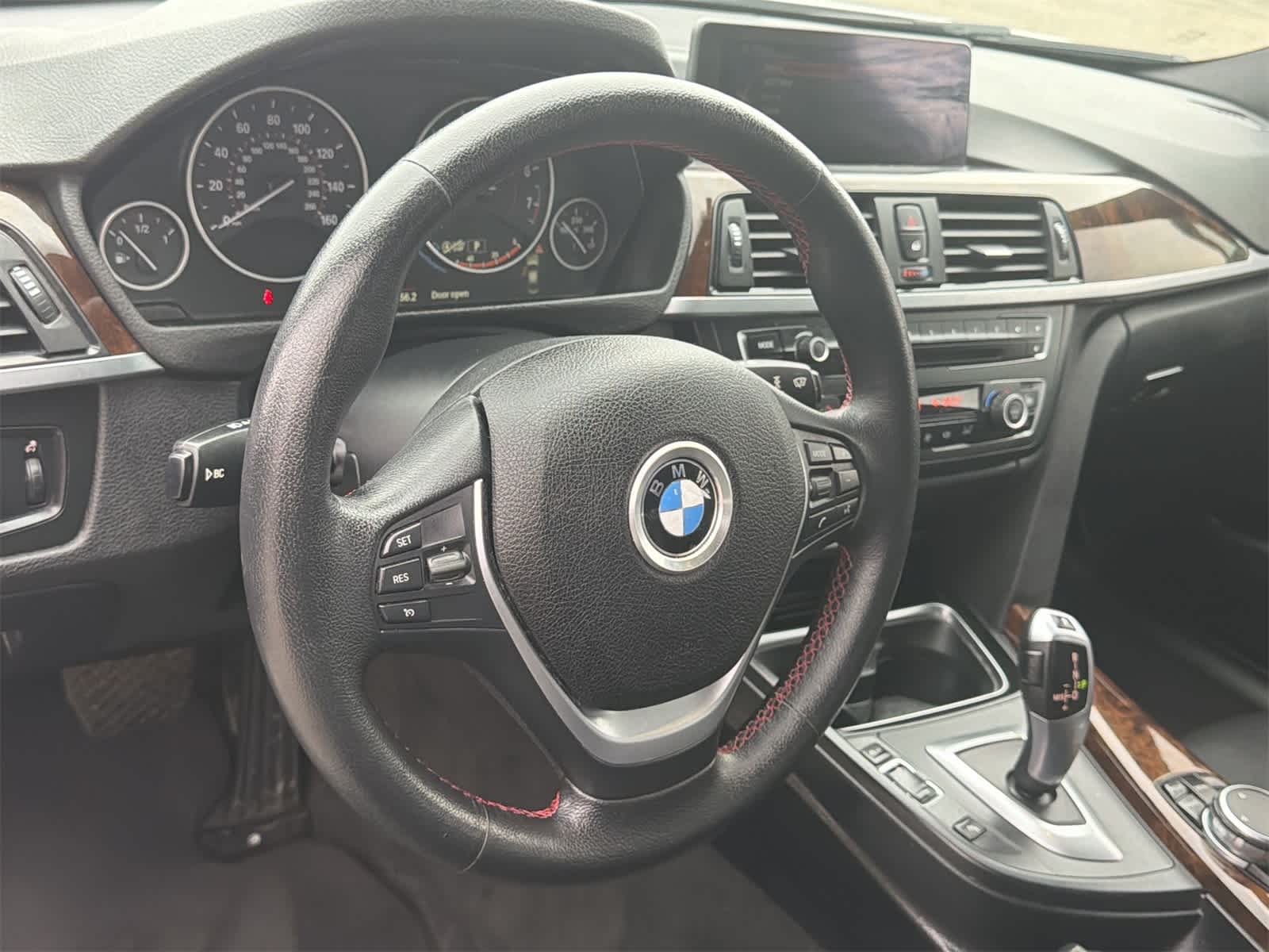 Thumbnail: 2015 BMW 3 Series - 23