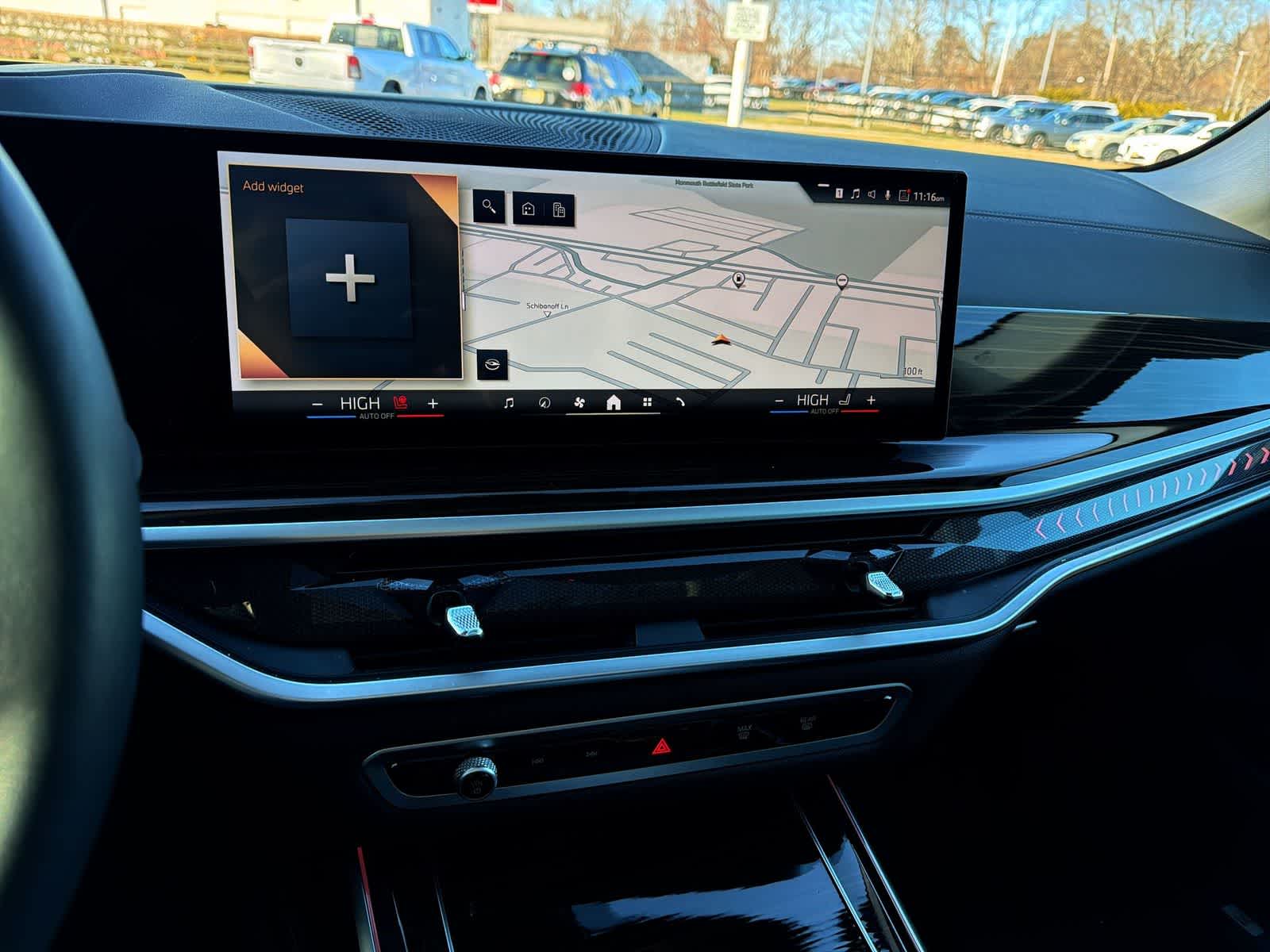 Thumbnail: 2025 BMW X7 - 24