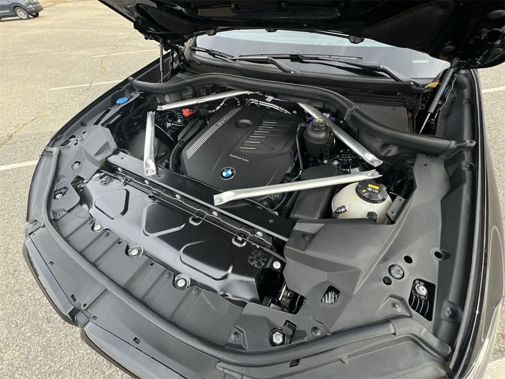 Thumbnail: 2023 BMW X5 - 17