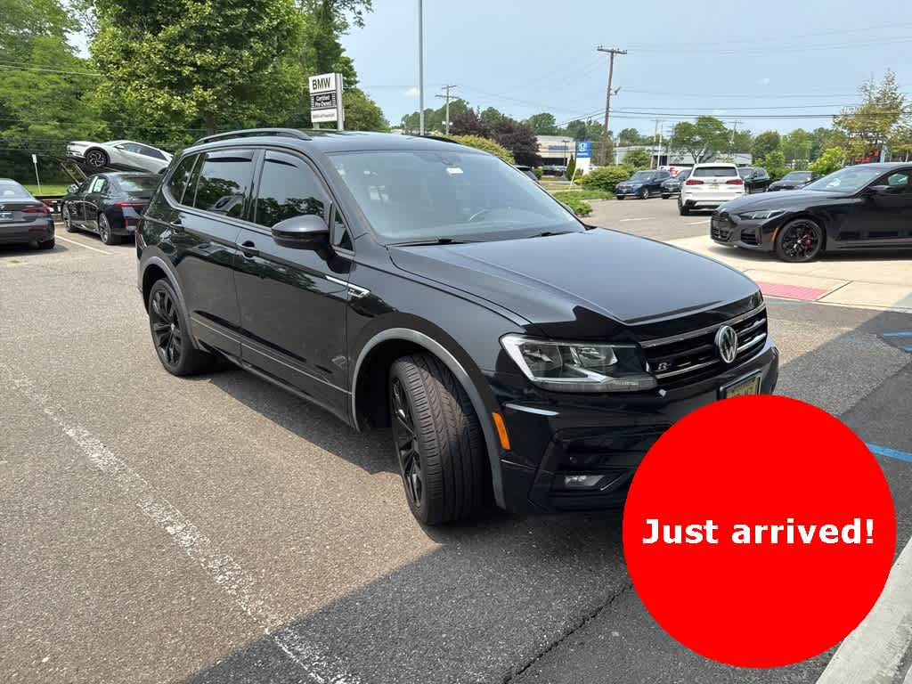 2020 Volkswagen Tiguan SE R-Line Black Hero Image