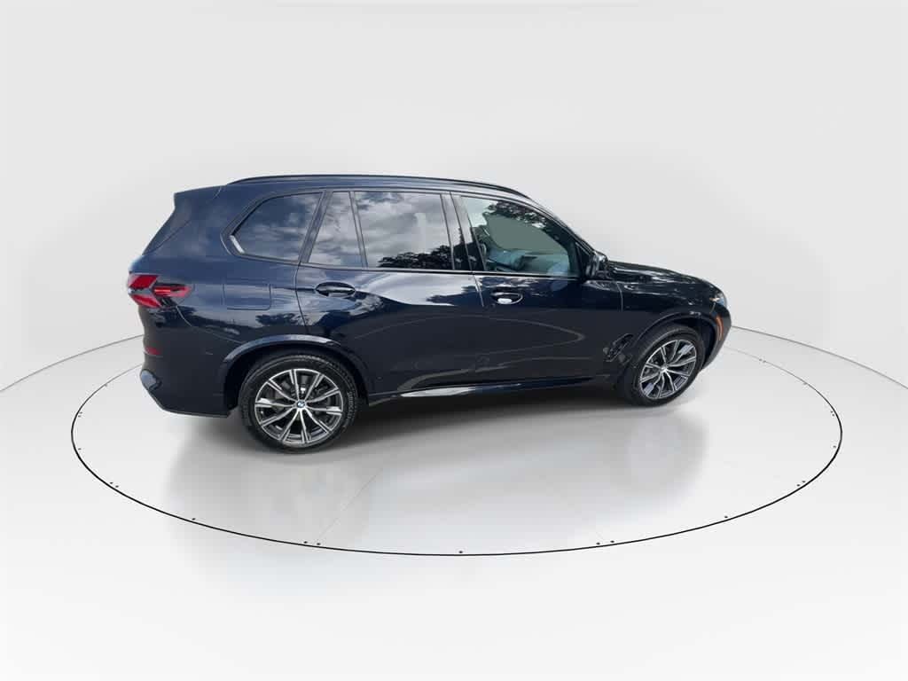 Thumbnail: 2024 BMW X5 - 9
