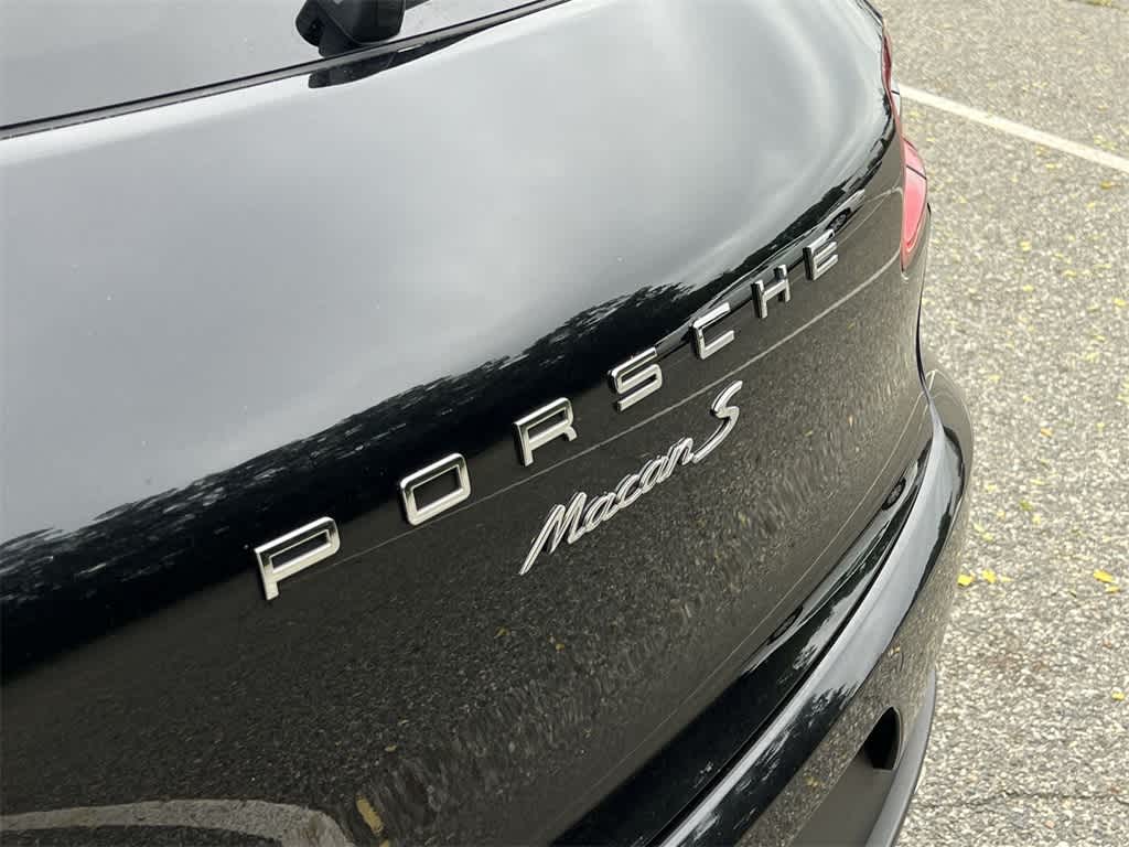 Thumbnail: 2018 Porsche Macan - 15