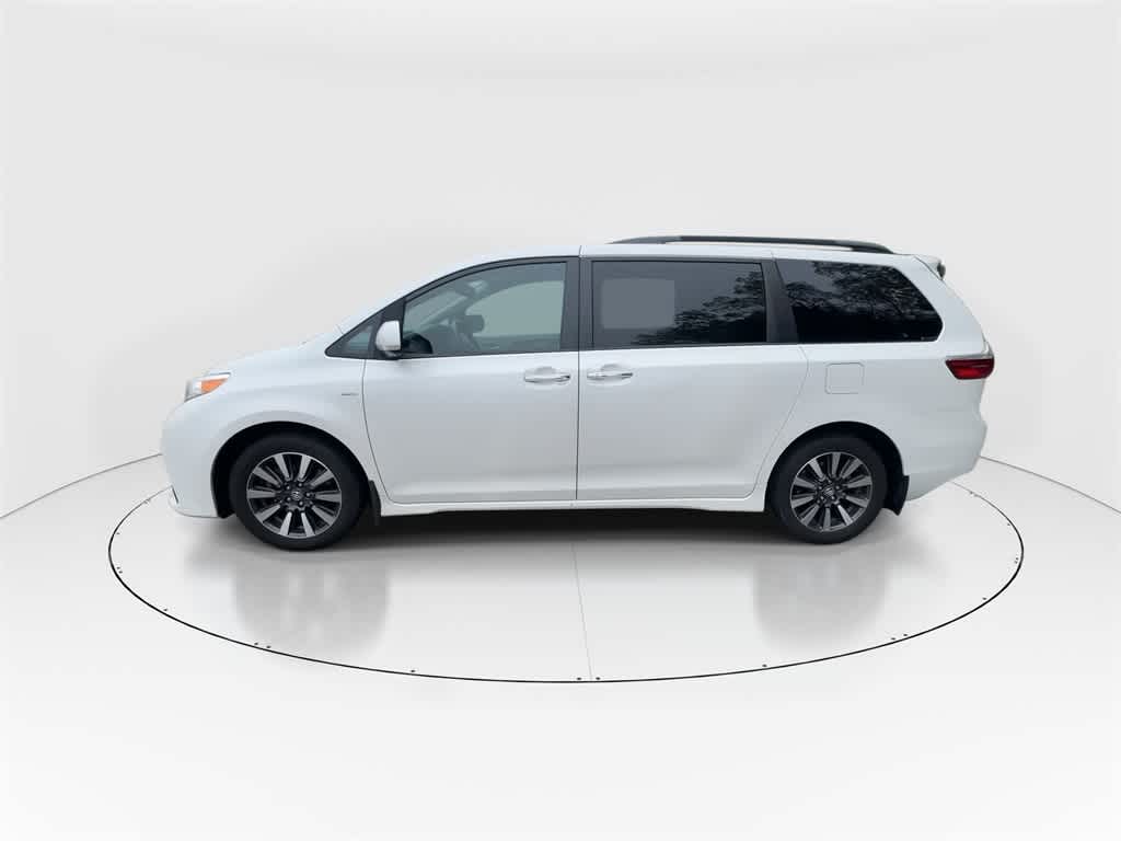 2019 Toyota Sienna XLE Premium 5