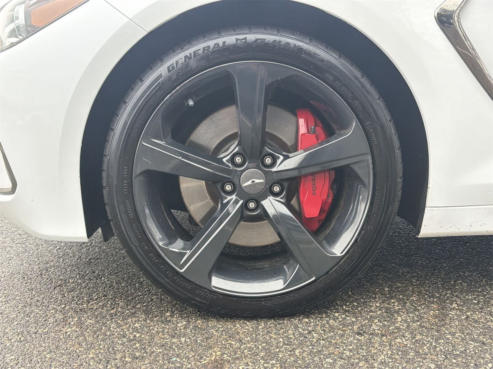 Thumbnail: 2019 Genesis G70 - 16