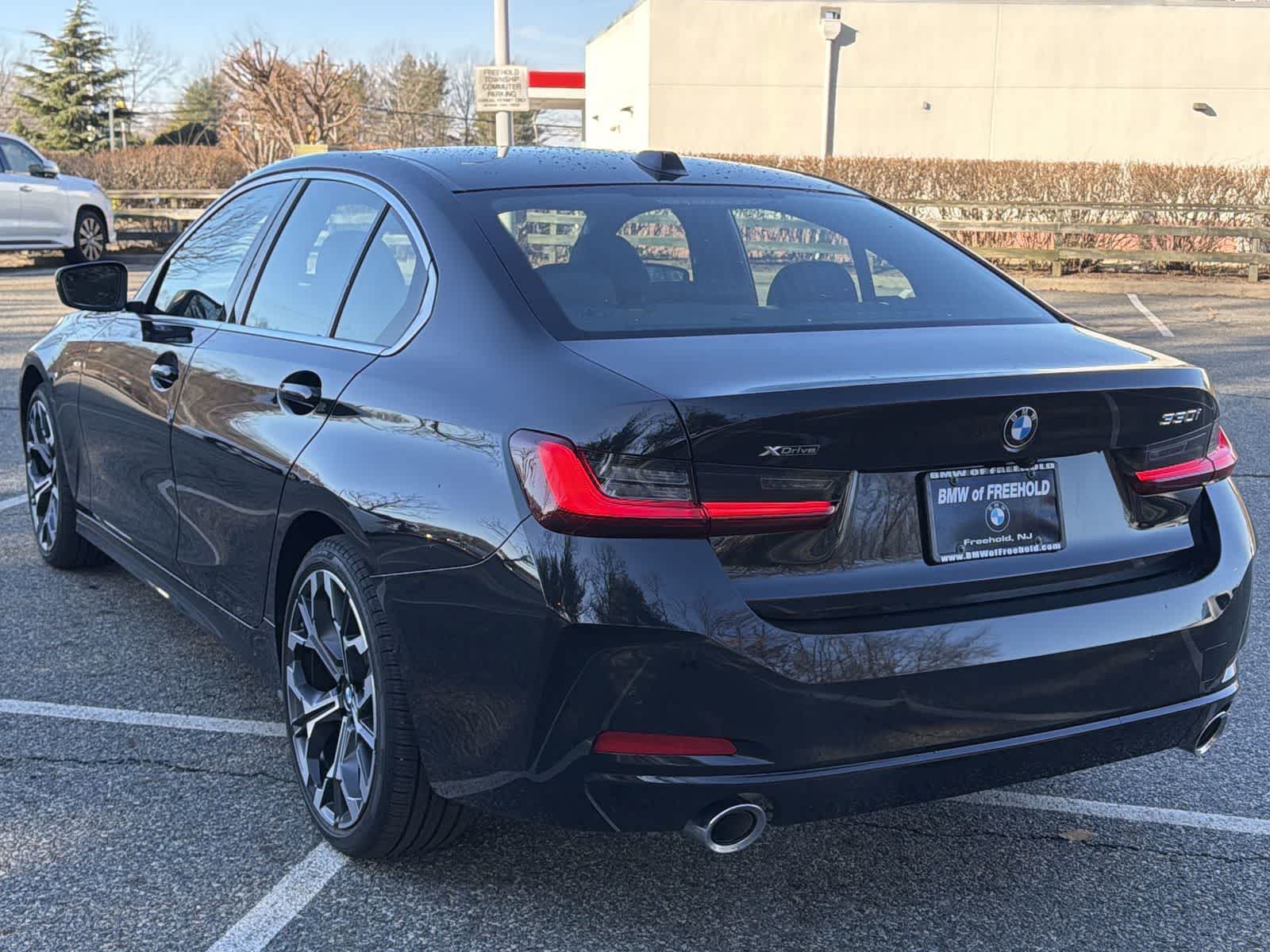 Thumbnail: 2025 BMW 3 Series - 12