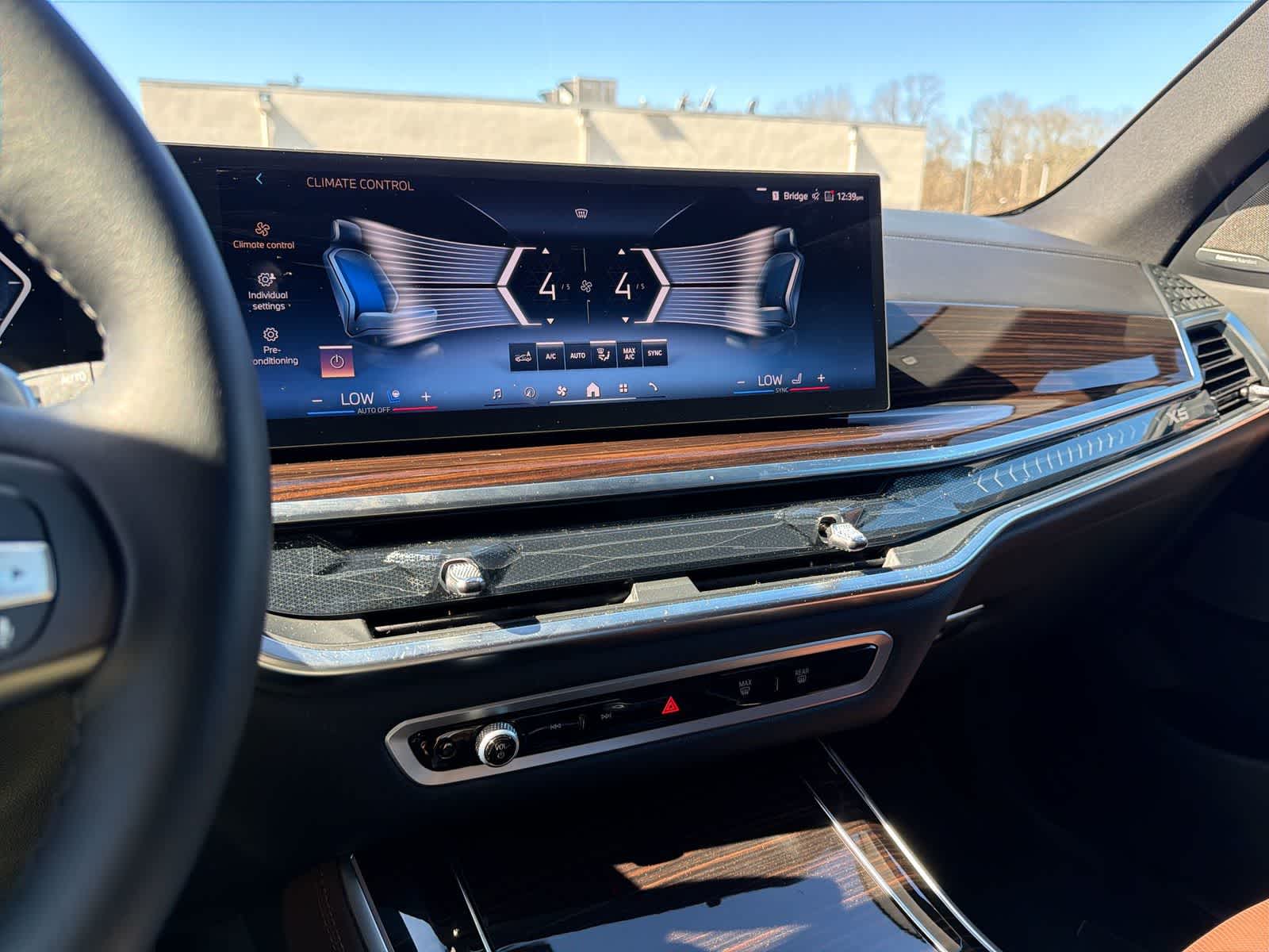 Thumbnail: 2026 BMW X5 - 24