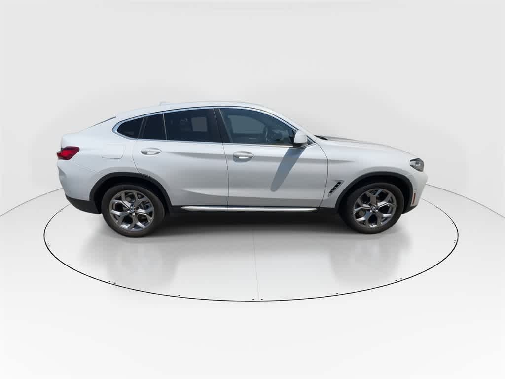 Thumbnail: 2022 BMW X4 - 9