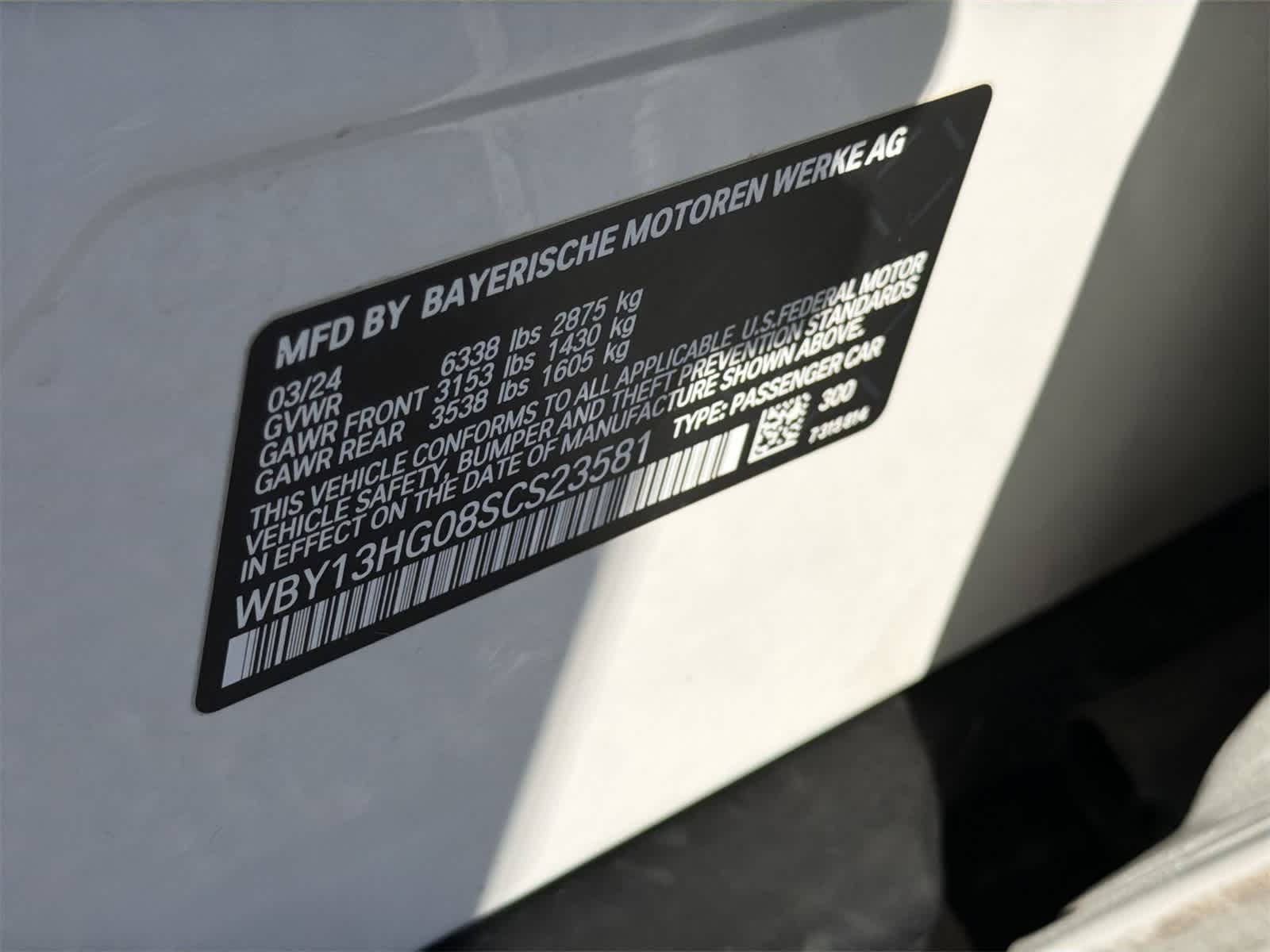 Thumbnail: 2025 BMW i5 - 29