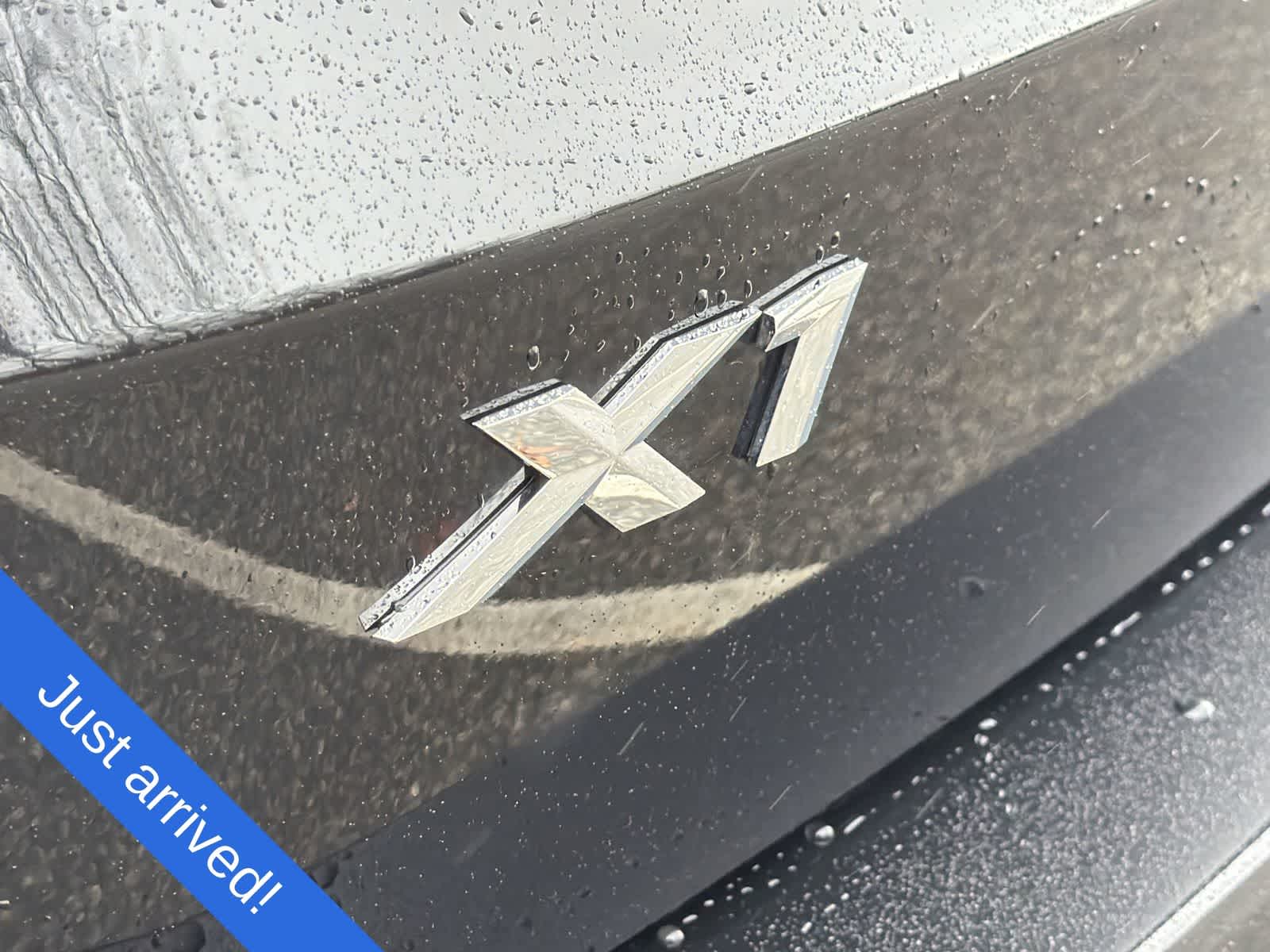 Thumbnail: 2025 BMW X1 - 15