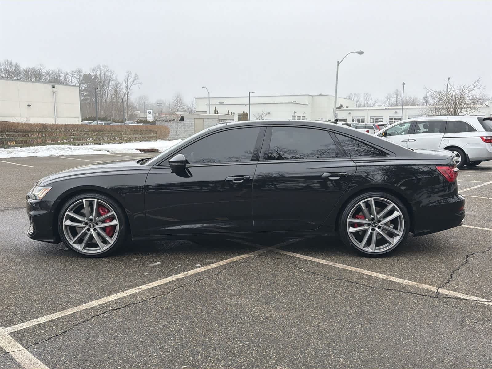 Thumbnail: 2020 Audi S6 - 11