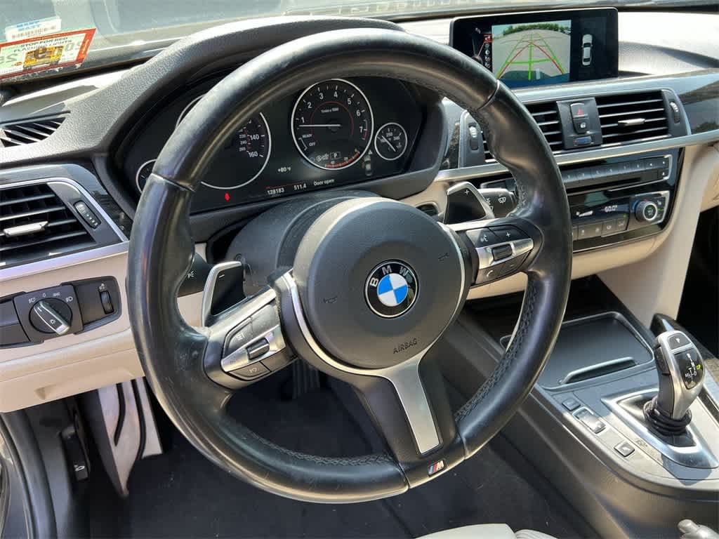 Thumbnail: 2016 BMW 3 Series - 22