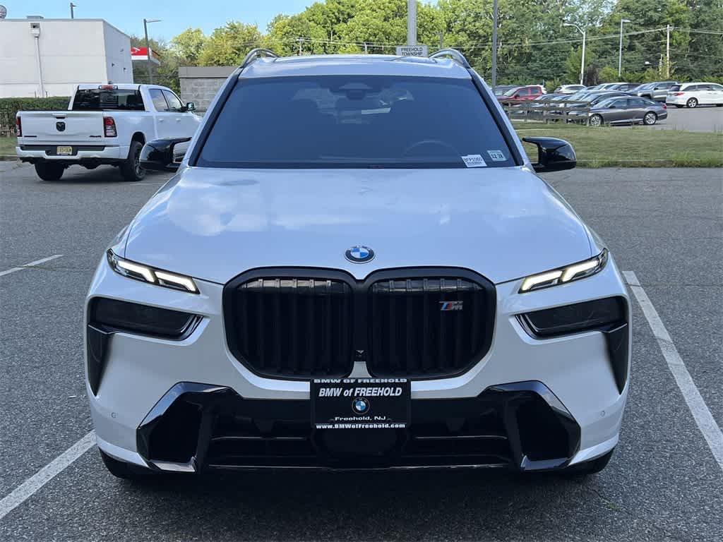 Thumbnail: 2024 BMW X7 - 14