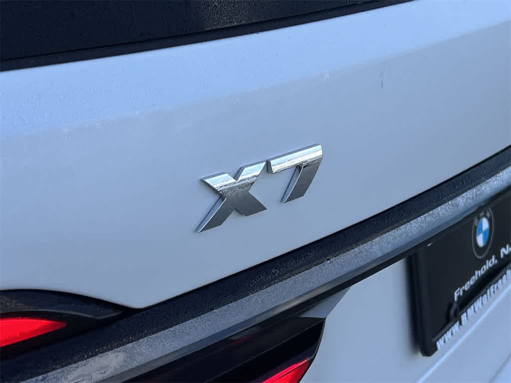 Thumbnail: 2024 BMW X7 - 15