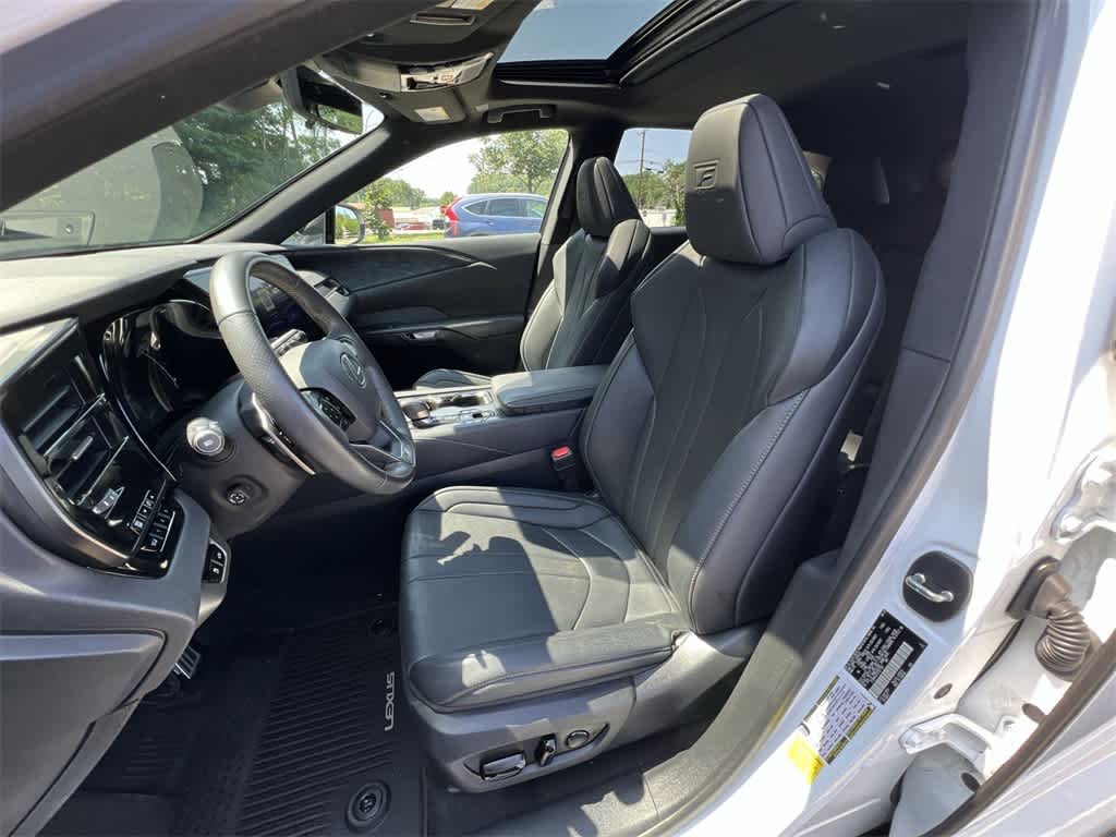 Thumbnail: 2023 Lexus RX - 19