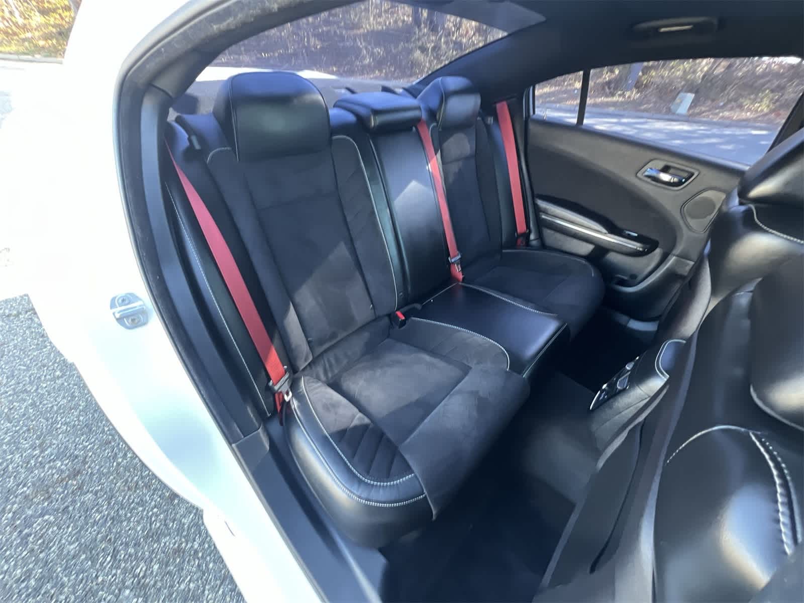 Thumbnail: 2016 Dodge Charger - 21