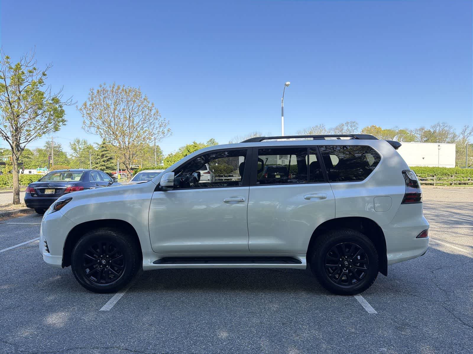 Thumbnail: 2023 Lexus GX - 11