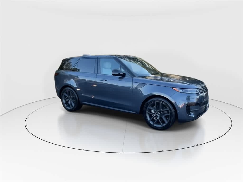 Thumbnail: 2024 Land Rover Range Rover Sport - 3
