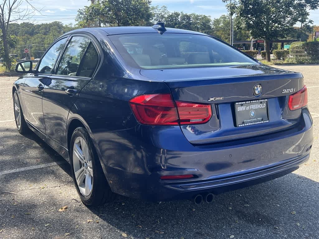 Thumbnail: 2016 BMW 3 Series - 12