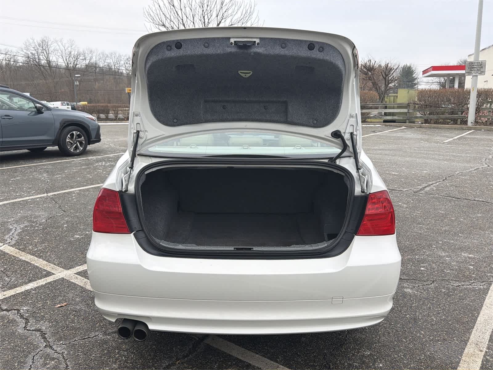 Thumbnail: 2009 BMW 3 Series - 27